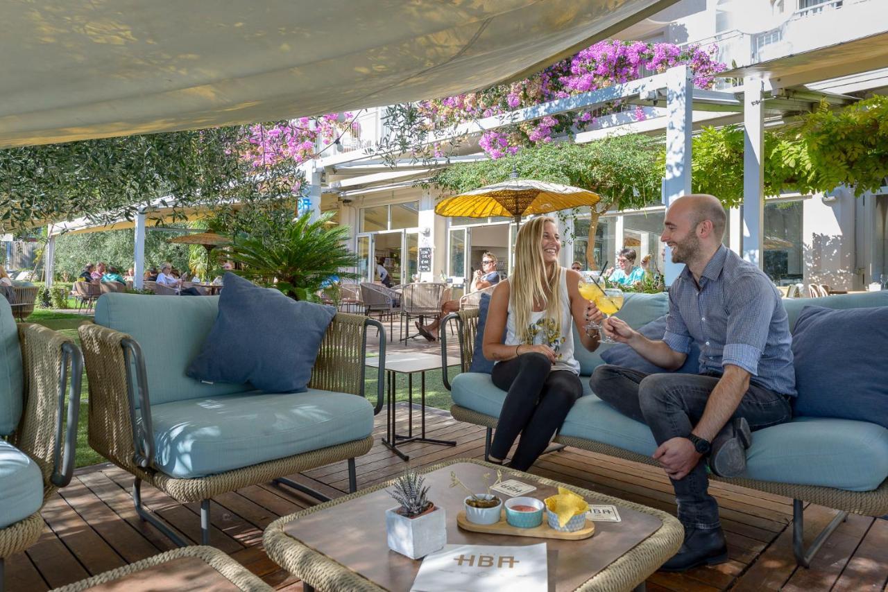 Hotel Baia Azzurra - Lake Front Torbole Sul Garda Екстер'єр фото