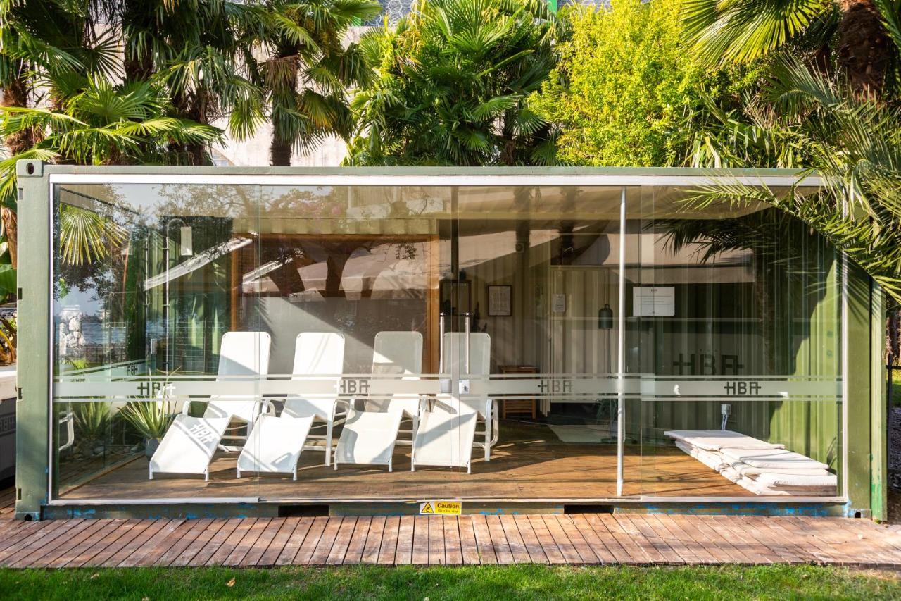 Hotel Baia Azzurra - Lake Front Torbole Sul Garda Екстер'єр фото