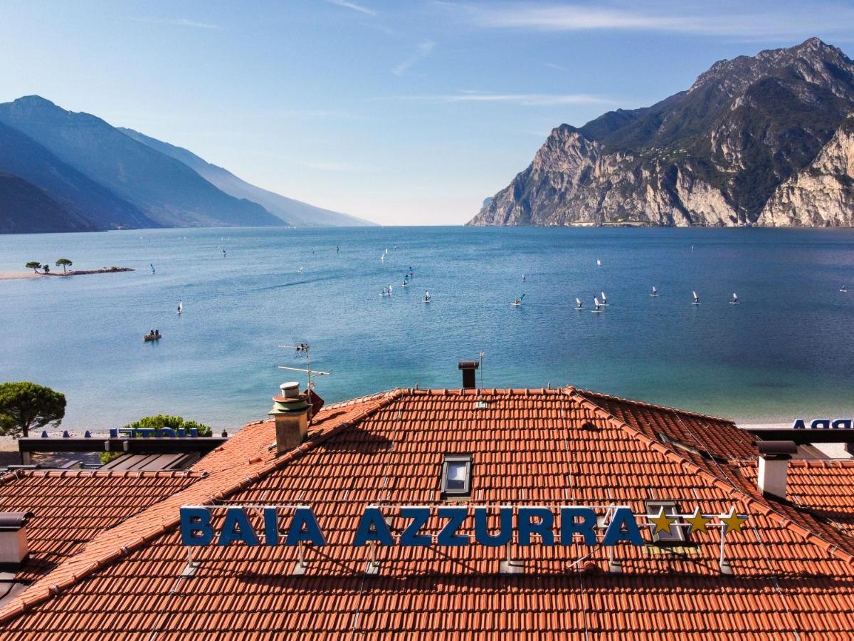Hotel Baia Azzurra - Lake Front Torbole Sul Garda Екстер'єр фото